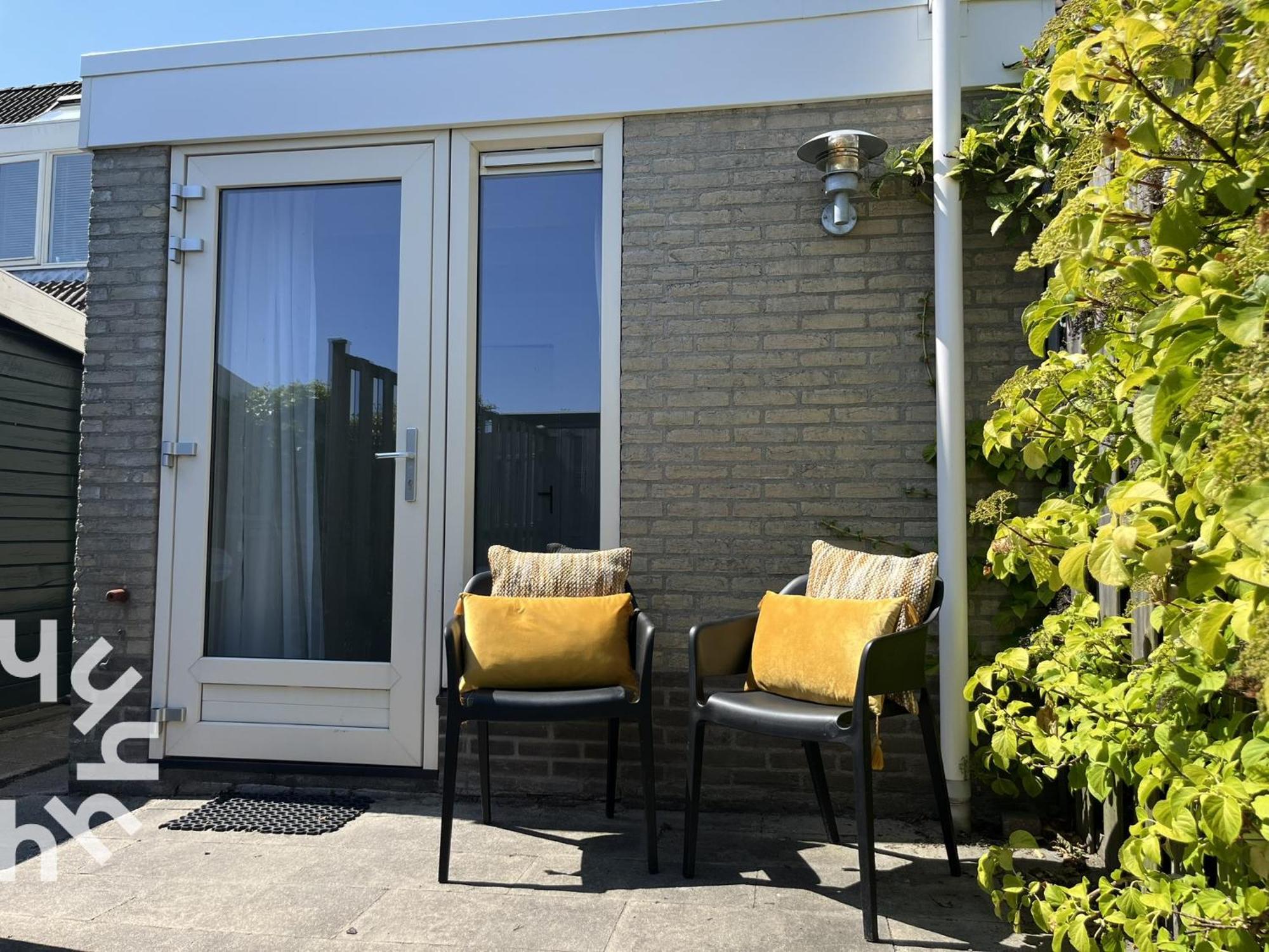 Fijne Vakantiewoning In Domburg Op Loopafstand Strand En Centrum Met Parkeerplaats Bagian luar foto